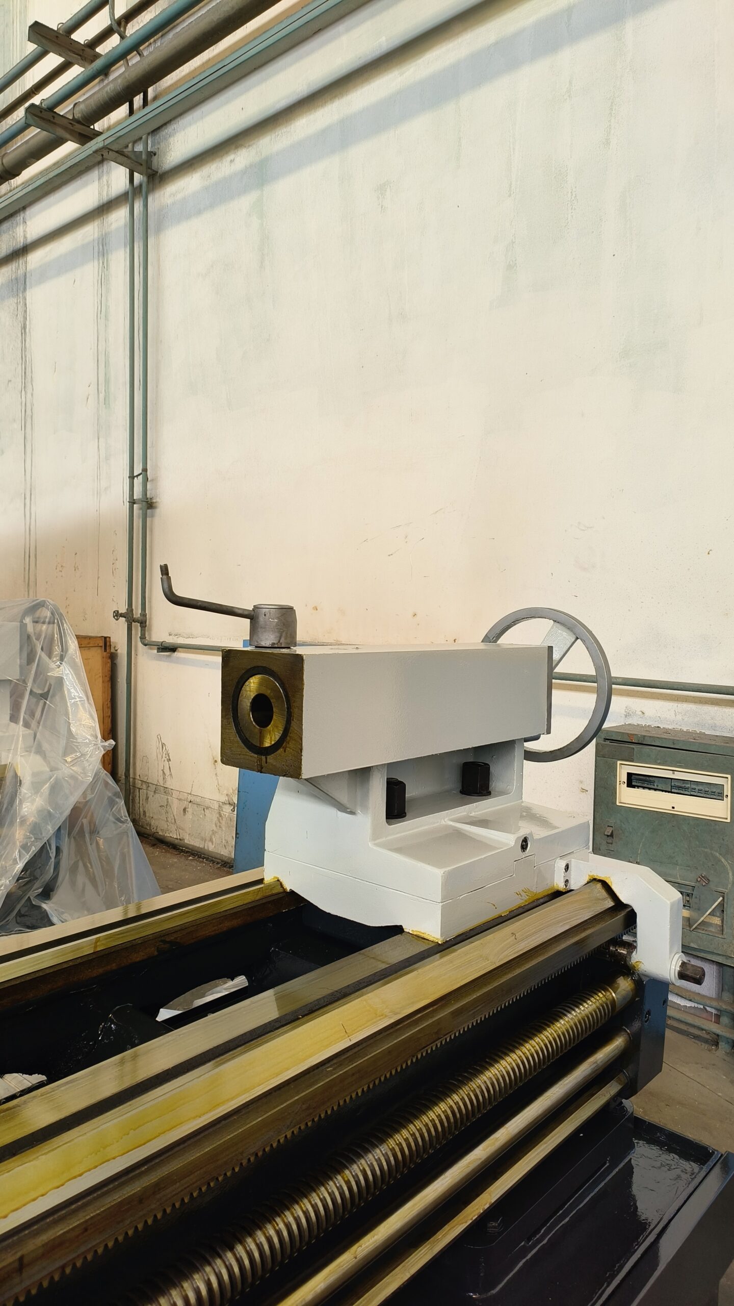 CW6163B-2000 convention lathe